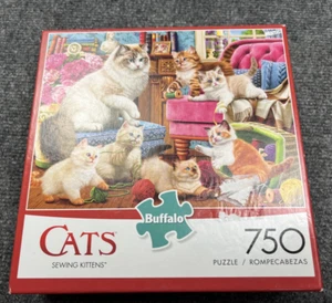 Rompecabezas de 750 piezas Buffalo Games Cats COSER GATITOS - Imagen 1 de 3