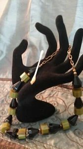 Vintage Bakelite Black & Marbled Green Choker Necklace Great Mother's Day Gift - Picture 1 of 8