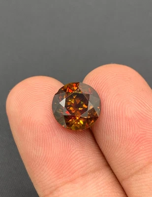 Impresionante titanita ardiente (esfena) de Pakistán, con un peso de 5,60 ca piedras preciosas sueltas Foto 1 de 4