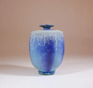 Blaue Miniatur Steinzeug Vase mit Aniara Glasur Berndt Friberg Gustavsberg 1972 - Bild 1 von 8