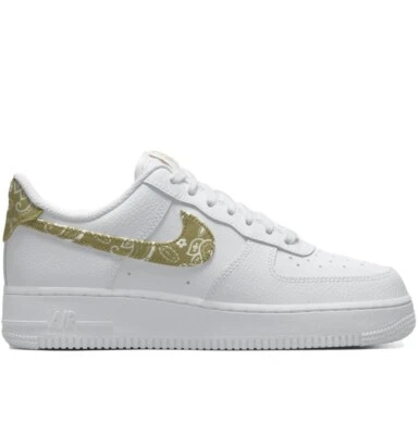 NIKE AIR FORCE 1 07 ESS БЕЛЫЙ ЯЧМЕНЬ ЖЕНЩИН SZ 9 [DJ9942-101] - Изображение 1 из 4