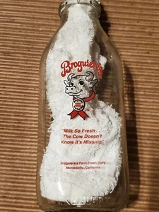 Broguiere's Farm Fresh Dairy 1 Quart Milk Glass Bottle Vintge Jump Over the Moon - Picture 1 of 2