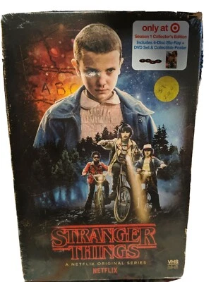 Stranger Things Season 1 DVD + BluRay Set Netflix Target Exclusive Foto 1 de 3