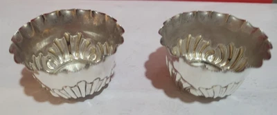 一对纯银英国盐盘 — 第 1/4 张图片
