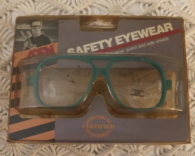 Gafas protectoras de seguridad vintage Aden con protectores laterales marcos verdes nuevas Foto 1 de 4
