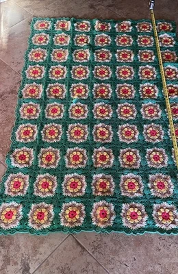 VTG Granny Square Crochet Afghan Handmade Green Scalloped Trim 68X47 - Image 1 of 4
