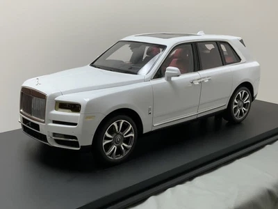 1/8 Amalgam Rolls Royce Cullinan Apertura Parte Funzionanti Luce Full Detail IN - Immagine 1 di 4
