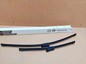 Vauxhall Astra L Front Windshield Wiper Blade Set 1681991780 2021-2023 Genuine - Picture 1 of 10