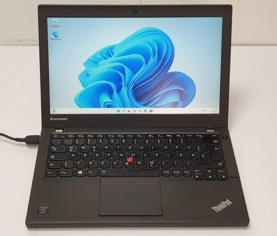 Lenovo X240 Windows 11 PRO Laptop i3 1,70GHz 256GB neu SSD, 8GB RAM Notebook - Bild 1 von 4