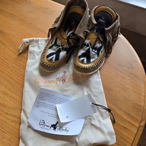Broncy Donkey 8 Handmade Moccasins Leather Hyde Tribal Native American STUNNING - Picture 1 of 9