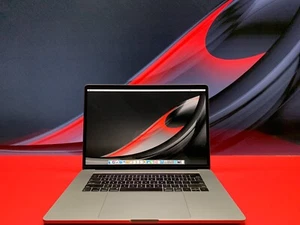 Apple MacBook Pro 15" 4.8GHz i9 TURBO 32GB RAM 1TB SSD - 560X - WARRANTY - Afbeelding 1 van 12