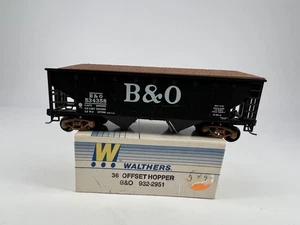 Walthers #932-2951 HO Scale B&O 36' Offset Hopper Car w/ Box Good Condition - Picture 1 of 9