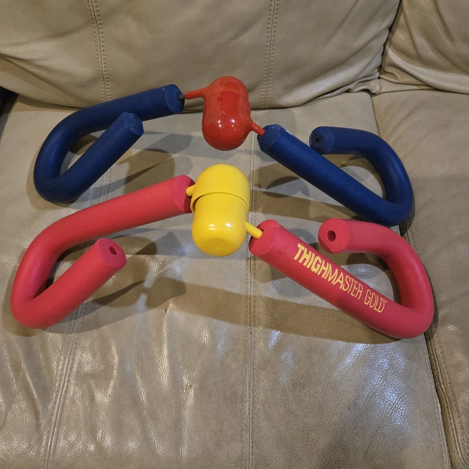 De colección 1991 Original Thigh Master Por Suzanne S. Thigh Master Azul Rojo y Dorado Foto 1 de 4