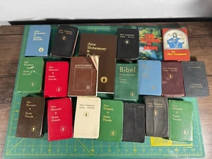 Gideons New Testament Psalms Proverbs Pocket -- Lot Of 20 books - KJV - Bild 1 von 6
