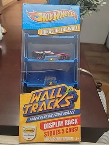 Hot Wheels Wall Tracks Display Rack 2010 With 1 Car, Holds 5 New Sealed - Picture 1 of 5