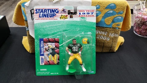 NIB 1997 4.5" REGGIE WHITE GREEN BAY PACKERS ACTION FIGURE STARTING LINEUP SLU Cover