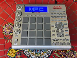 Akai MPC Studio Music Production Controller V1 - Picture 1 of 4