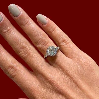 14k White Gold Engagement Ring 3.50 Ct IGI Lab Created Round Diamond E F VS - Image 1 of 4