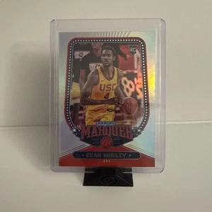 2021-22 Panini Chronicles Draft Picks - Marquee Evan Mobley #142 (RC) - Bild 1 von 4