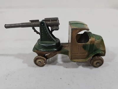 De colección Tootsietoy Antiaéreo Mack Camión Diecast Dimestore Hombre Cueva Gift ¡GUAU! Foto 1 de 4