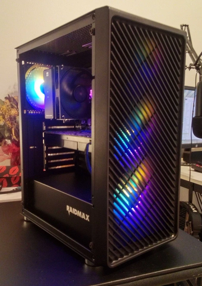 Windows Gaming Computer | Nvidia GTX 1080 | Intel i7 4770K | 16 GB RAM | Read - Image 1 of 4