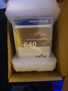 NEW SEALED Tandberg 8536-RDX, Data Cartridge 640GB RDX - Afbeelding 1 van 3