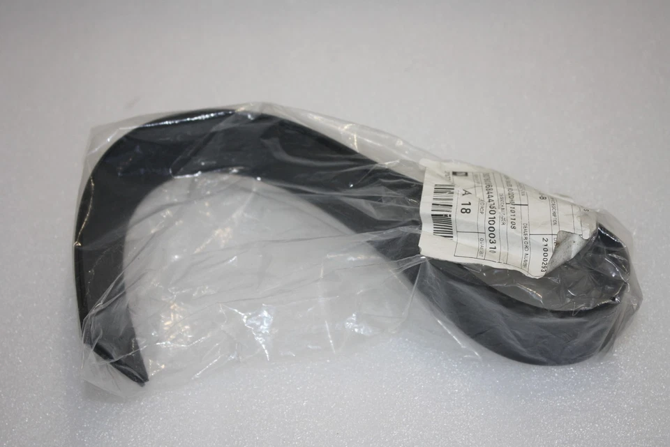 NUEVO GENUINO VW Golf Scirocco Junta de Goma Tanque de Combustible Correa Cabriolet 321201300B Foto 1 de 4