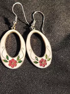 Orecchini vintage oro bianco rosa fiore pendente aperto ovale cloisonné anni 80 - Foto 1 di 7