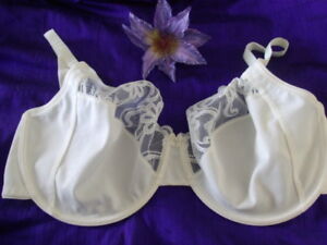 Unbranded Ivory Underwire Self Polka Dot Plunge Bra With Partial Lace Panel 34G