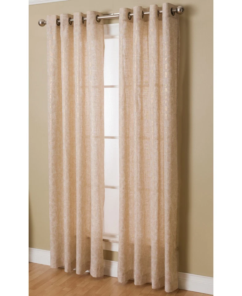 Panel de cortina único con ojal botánico Natco Home Kailey Foto 1 de 2