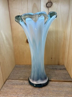 Vintage mundgeblasene Kunstglas Vase blau & weiß Swirl Design Blautöne sind atemberaubend - Bild 1 von 4