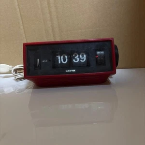 SEIKO DP690T Seiko Flip Clock, Showa Retro Style, Red - Picture 1 of 3