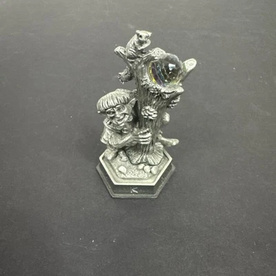 Danbury Como Nuevo Fantasía del Cristal Ajedrez Scarfibbet el Peón Boggart Peltre Foto 1 de 3