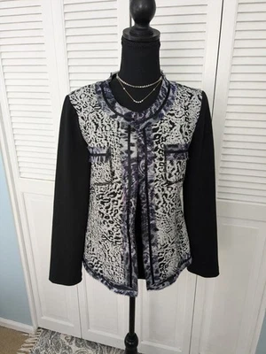 Chaqueta Chico’s para mujer M (1) negra gris jacquard ribete de gasa estampado animal abierto Foto 1 de 4