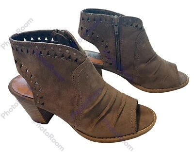 *Botín perforado Sonoma Goods For Life Vitalize Ortholite tacón punta abierta 6M Foto 1 de 4