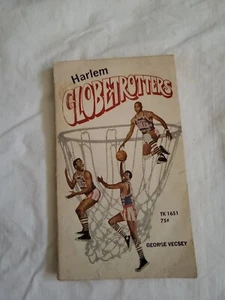 Harlem Globetrotters Scholastic First Printing 1970 w/Photos - Picture 1 of 5