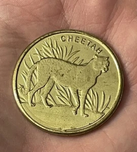Est 1972 Wildlife Safari Cheetah Gold Tone Novelty Souvenir Token Coin - Picture 1 of 4