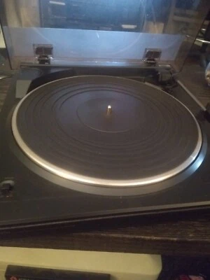 Reproductor de discos de música sistema tocadiscos completamente automático Denon DP-29F de colección  Foto 1 de 3