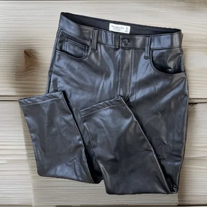 Abercrombie & Fitch Pants Vegan Leather Ultra HR Ankle Straight Curve Short Sz 8 - Picture 1 of 9