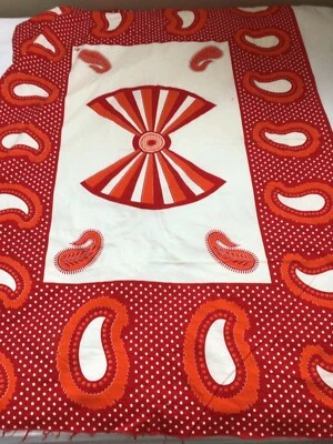 Vintage Cotton Print Fabric Red, Orange, White Khanga 63" Long x 45" Wide Foto 1 de 4