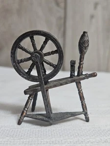 Miniatur SPINNRAD Druckguss Figur, Rad dreht sich DURHAM INDUSTRIES, Vintage - Bild 1 von 6
