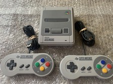 Super Nintendo SNES Classic Mini Edition PAL UK EU w/ 2 Controllers - US Seller