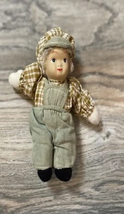 VINTAGE 50s HANDMADE FARM GIRL DOLL WITH FARMING CLOTHING SIZE 6” - Picture 1 of 4