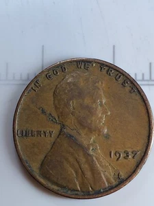 1937 Wheat Penny Lamination Error Cutting through Lincoln's Neck! - Picture 1 of 3