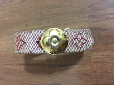 Autêntica pulseira de lona com monograma Louis Vuitton boa sorte - Imagem 1 de 4