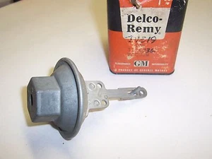 NOS Delco Vacuum Advance - 1958 & 60 Pontiac - 1116136 / D1319 - Picture 1 of 2
