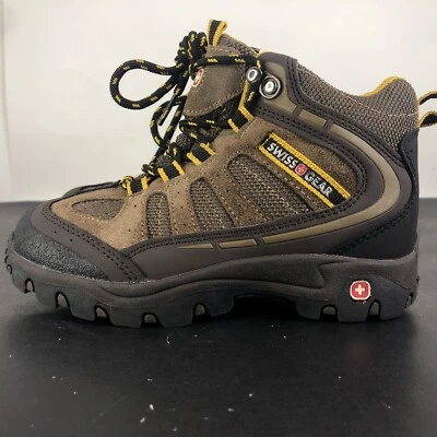 Swiss Gear Youth Brown Waterproof Youth Size 13 SB6710.16 Hiking Boots - Image 1 of 4