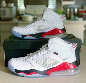 jordan mars 270 white