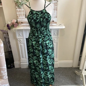 Ladies Floral Green And Black Long Summer Dress Size 12 - Picture 1 of 14