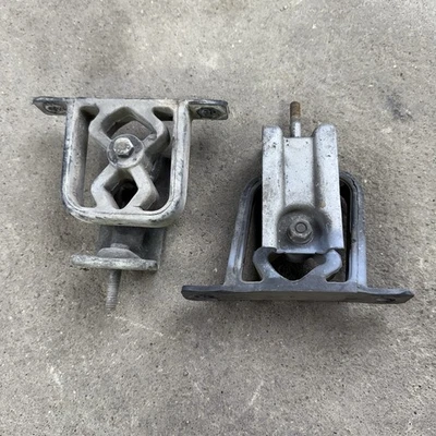 Kit de montagem e cabide silenciador traseiro de escape BMW E36 fabricante de equipamento original 92-99’ - Imagem 1 de 4